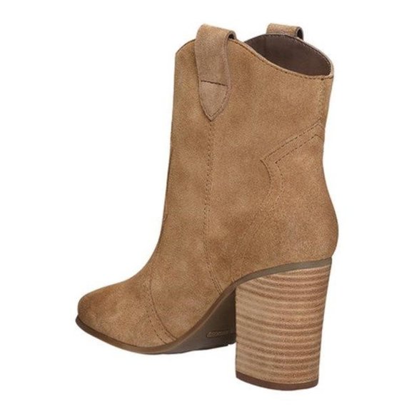 Aerosoles Lincoln Square Ankle Boot - Picture 3 of 5